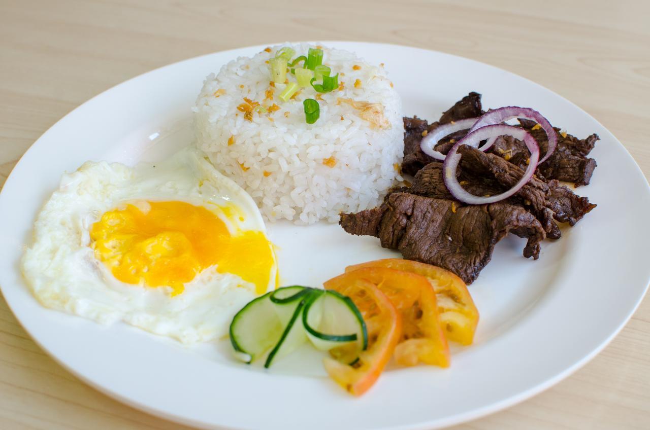 Madison Hotel PHL Iloilo Esterno foto